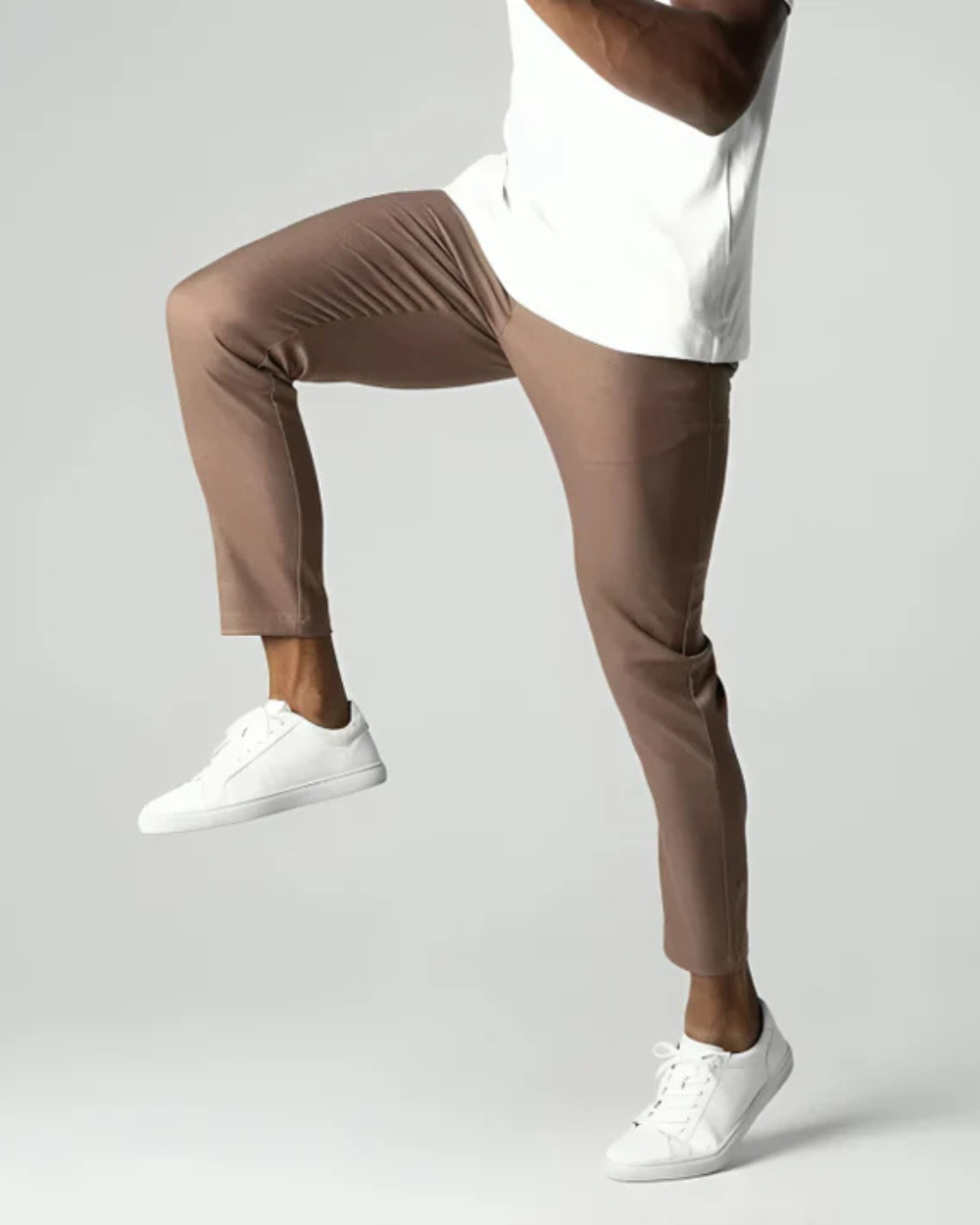 Chino Elio Stretch