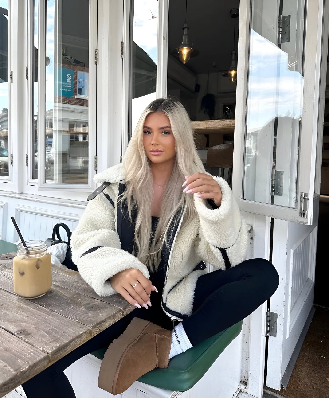 Clara - Lamswollen herfstjas